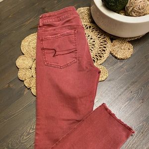 American Eagle “Super Super Stretch Crop Jegging”